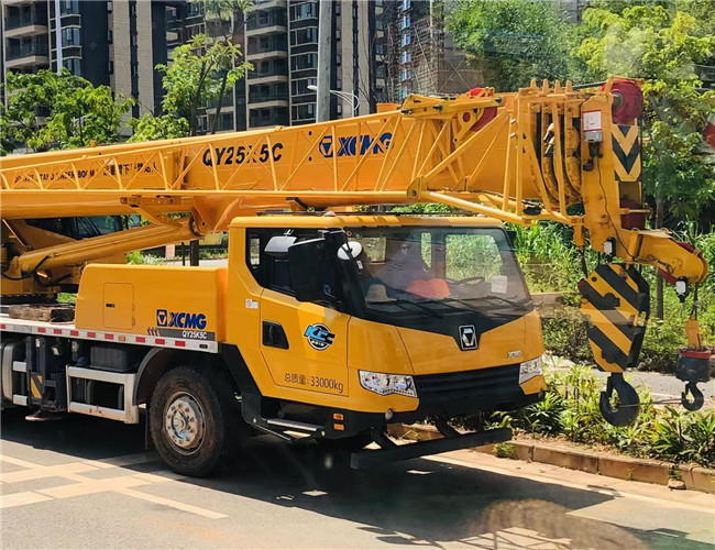 新宾大件设备吊装租赁吊车