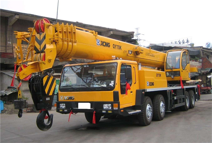 新宾吊车出租选择重点