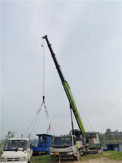 新宾桥梁建设吊装案例